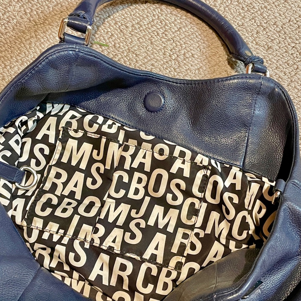 Marc by Marc Jacobs Blue Leather Crossbody Hobo Handbag - Picture 7 of 16